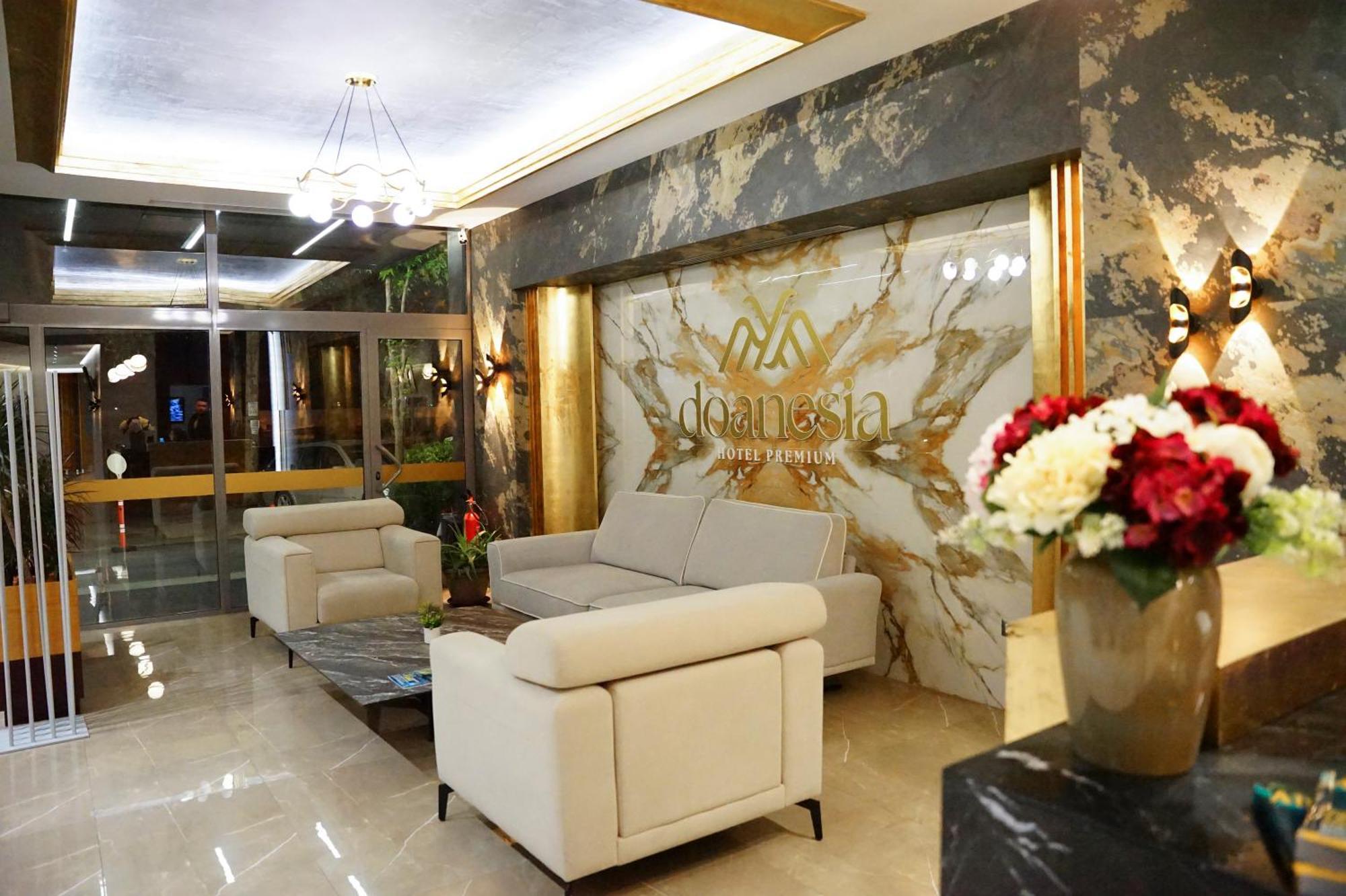 Doanesia Premium Hotel & Spa ติรานา ภายนอก รูปภาพ