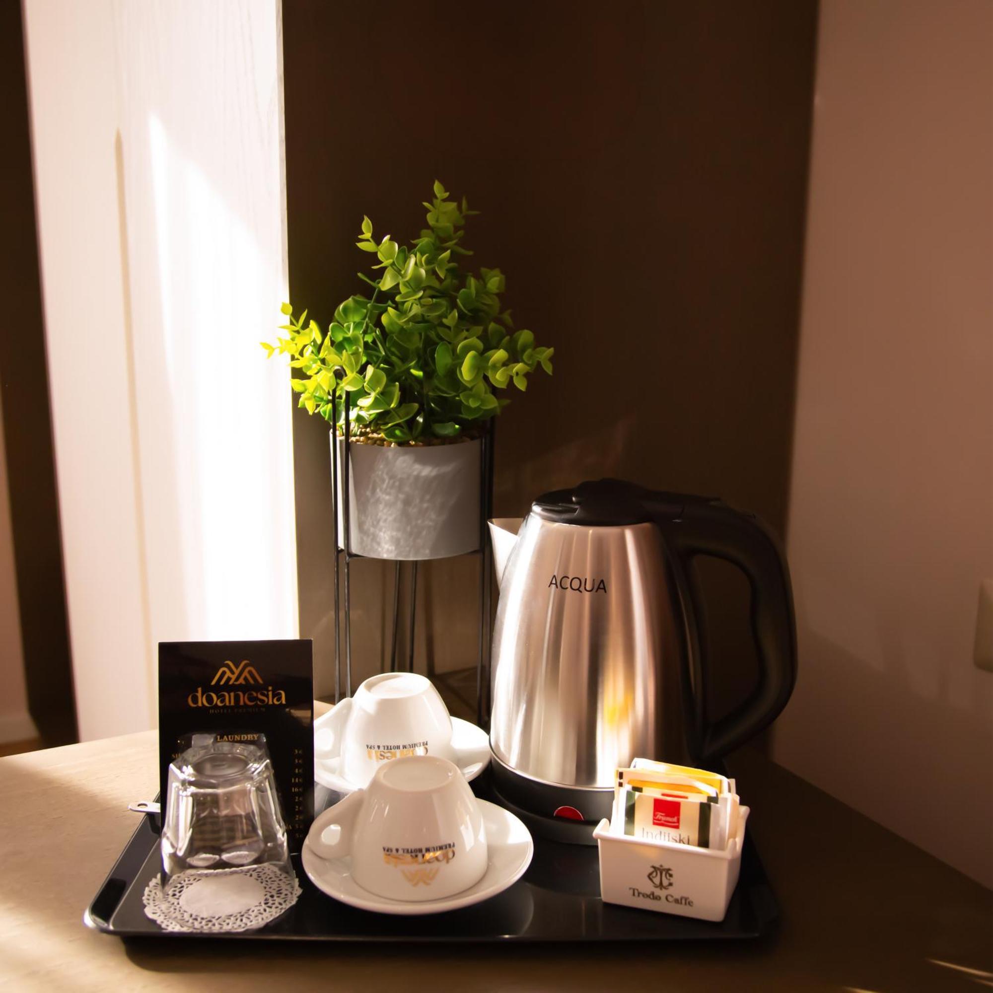 Doanesia Premium Hotel & Spa ติรานา ภายนอก รูปภาพ